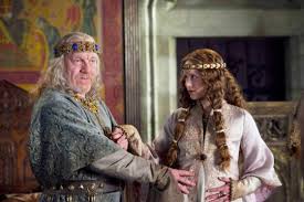 King Henry I Clive Wood And His Daughter Matilda Alison Pill From The Pillars Of The Earth Historical Women Targaryen Aesthetic Historical Dresses