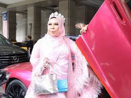 Apa nak buat dengan lambo ini? Datuk Seri Vida Belanja Hampir Satu Juta Untuk Video Muzik Entertainment Rojak Daily