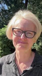 Nancy Struthers's Instagram, Twitter & Facebook