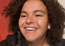 Mira sus fotos con el pasar del tiempo aquí. Lucero Mijares Sorprende En Video Cantando Las Mananitas La Noticia