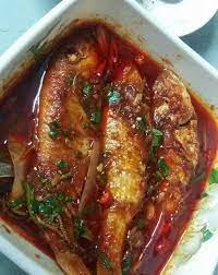 Sebenarnya plan nak buat bebola daging, tapi daging cincang takde. Ini Ikan Kerisi Pembekal Pes Original Thai Malaysia Facebook