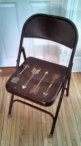 So Once Again I Got Inspired By The Fabulous V Intage Revivals The Talented Mandi From Vintage Revivals Was I Diy Chair Chair Makeover Metal Folding Chairs