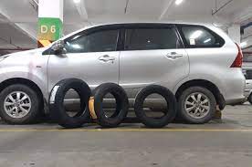 Dipercayanya ecopia untuk menjadi ban standar ketiga model ini bukan tanpa alasan. Pilihan Ban Aftermarket Untuk Toyota Avanza Dan Innova Reborn Harga Bersahabat Gridoto Com