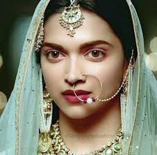 Pin By Aarif Gulfishan On Deepika Padukone Deepika Padukone Style Dipika Padukone Indian Jewelry