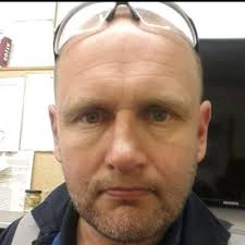 The Highland port of Ardersier, once used to construct oil platforms, has  received a £300m investment for development of offshore wind and  decommissioning sectors.