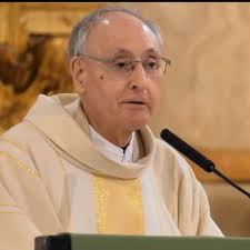 Hoy ha fallecido quien ha sido tantos años párroco de Santiago y Stmo.  Salvador, nuestra parroquia, D. José Heras. Pedimos a Jesús Nazareno que lo  acoja en su Reino, y rogamos una