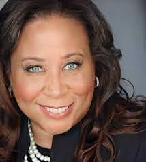 Alice Ohanesian's Instagram, Twitter & Facebook