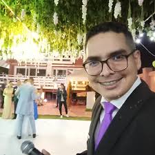 Tienes que despojarte de pensamientos como “y si no sale bien”, “no puedo  hacerlo”, “soy torpe para eso” porque son pensamientos negativos que te  impedirán lograr tus objetivos. 📸@dantorfotografia . . . . #