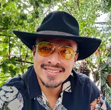 Juan Pablo Becerra (@Zarahaddar) • Facebook