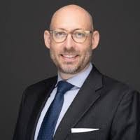 Jeremy Crew's Instagram, Twitter & Facebook