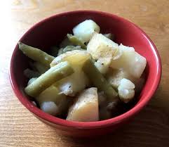 Añade los ejotes y cocínalos 5 minutos. Green Beans With Potatoes Just Say Yes