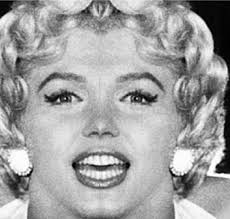 What Historical Figures Look Like When Half Of Their Face Is Mirrored