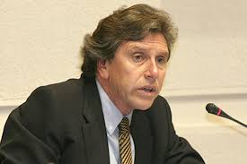 Daniel alberto passarella (chacabuco, 25 maggio 1953) è un dirigente sportivo, allenatore di calcio ed ex calciatore argentino, di ruolo difensore. Senador Alberto Espina Aclara Situacion Respecto A Recursos Para Escuela De Gendarmeria Traiguencity