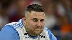 Photo : Le couple star de Youtube "Nicocapone", Nicolas "Nico" Scudéri et  Daniela "Dani" Pinto dans les tribunes (night session) des Internationaux  de France de tennis de Roland Garros 2024 à Paris,