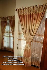 Pembayaran mudah, pengiriman cepat & bisa cicil 0%. Gambar Gorden Rumah Kayu Minimalis Shreenad Home