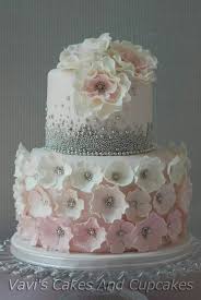 Un vasto catalogo e tantissime offerte con sconti fino al 15% consegna inclusa. Torta Fiore Torte Torte Di Compleanno Idee Torta Di Compleanno