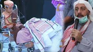 Mimpi menggendong bayi memang bisa terjadi pada siang hari atau pun pada malam hari. Momen Haru Syekh Ali Jaber Cium Kaki Bocah Penghafal Alquran Yang Lumpuh Otak Ini Biodatanya Surya