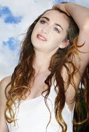 Lauren Ashcroft's Instagram, Twitter & Facebook