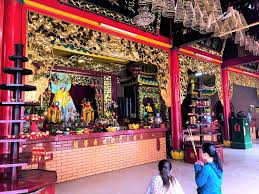 Tín ngưỡng thờ cúng người Hoa ở Chợ Lớn ...