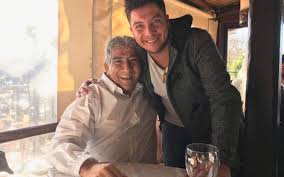 Lo que se lee ahora avanza la vacunación llegaron 811 mil vacunas astrazeneca y el lunes. Fallecio El Padre De Damian Cordoba Canal C
