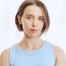 Caitlin Chapman's Instagram, Twitter & Facebook