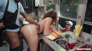 Willow Ryder gets a massive BBC instead of a hot dog