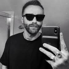 June Sutton Nugent (@thisisJune)