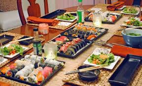 Nice Sushi Table Setting But I Would Never Put Sauce Bottles Directly On The Table Put The In Sake Jugs Or Sauce Sushi Party Sushi Dinner Sushi Dinner Party