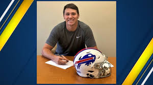We have 67+ amazing background pictures carefully picked by our community. Firebaugh S Josh Allen Signs Contract With Buffalo Bills Abc30 Fresno