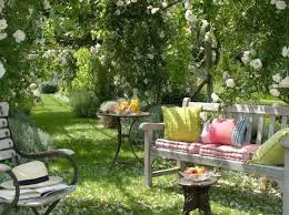 Get the tutorial at lina pa landet. Unique Wooden Bench Decorating Ideas To Personalize Yard Landscaping And Garden Designs