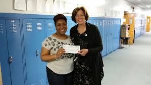 Carolyn's Kids Foundation Distributed Commencement Scholarships