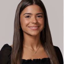 HuskyTHON 2024 Spotlight: Sarah Barta, Director of Diversity, Equity &  Inclusion "Hi! My name is Sarah Barta and I am a chemical engineering  student with a molecular cell biology minor at the… |