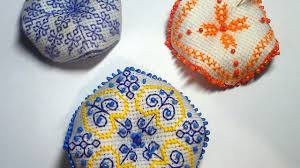 Cut 15 pieces of fabric: Handmade Complete 15 Sided Biscornu Pincushion For Craft Lovers Szcx 001 Sewing Fiber Pins Needles Vadel Com
