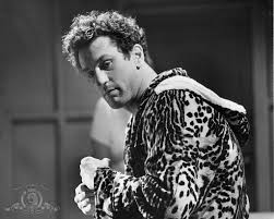 Joe pesci, robert deniro, martin scorsese, raging bull, jake robert de niro with oscar for raging bull. Raging Bull 1980 Photo Gallery Imdb