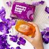 Sabun honey glow membantu untuk mencerahkan kulit. 1