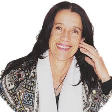 Debbie Howes (@HowesDebbie)