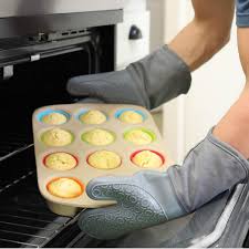 Maybe you would like to learn more about one of these? Heat Resistant Kitchen Microwave Gloves For Baking Cooking Grilling Bbq Ukrainian Ethnic Ornaments With 2 Oven Mitts Soft Cotton Lining With Non Slip Surface Oven Mitts Home Textiles Urbytus Com