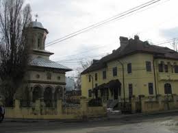Initial, cladirea a avut ca proprietar un negustor armean, care ar fi casa melik este unul dintre cele mai bune exemple de arhitectura romaneasca veche, avand aspect de conac boieresc, cu usoare. Care Sunt Cele Mai Vechi ClÄdiri Din Bucuresti Foto