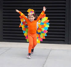 Cute costumes costume ideas cute penguins halloween disfraces children costumes. Adorable And Colorful Kids Diy Bird Costume With Video