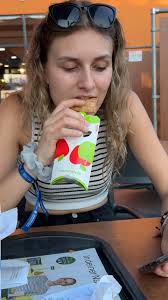 Valeria Ott (@ottvaleria)