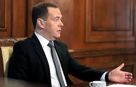 Российский теннисист даниил медведев признался, что жалеет об оскорбительных словах, которые он сказал судье по ходу полуфинального матча . Dmitrij Medvedev Schitayu Navalnogo Politicheskim Prohodimcem Kotoryj Stremitsya Zalezt Vo Vlast