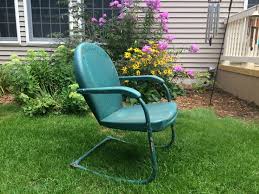Shott Vintage Metal Lawn Chair From 1950 Very Interesting As It Has The Chair From The 1941 Patent And The Thr Lawn Chairs Metal Lawn Chairs Stationary Chairs