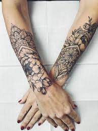 © pinterets / trouvé sur art ekstrax com. Damen Tattos Tatouage Manchette Tatouages Mandala Tatouage Avant Bras