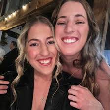 Ashley Hecker (ashleyheckerr)