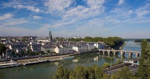 Vols depuis lyon vers angers parcours 454 kms le trajet prend environ 1 h 15 min ; Location De Voitures A Angers Des 22 Jour Trouvez Une Location De Voiture Pas Cher