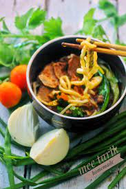 Tahukah anda bahawa mee kari adalah resepi yang dibawa oleh pedagang cina? Air Tangan Zuhaida Mee Tarik Homemade