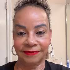 Melissa Luce's Instagram, Twitter & Facebook