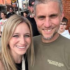 Larry Pigg's Instagram, Twitter & Facebook