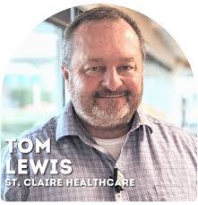 Carolyn Drews's Instagram, Twitter & Facebook