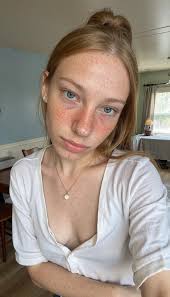 Can gingers with a-cups be cute too?